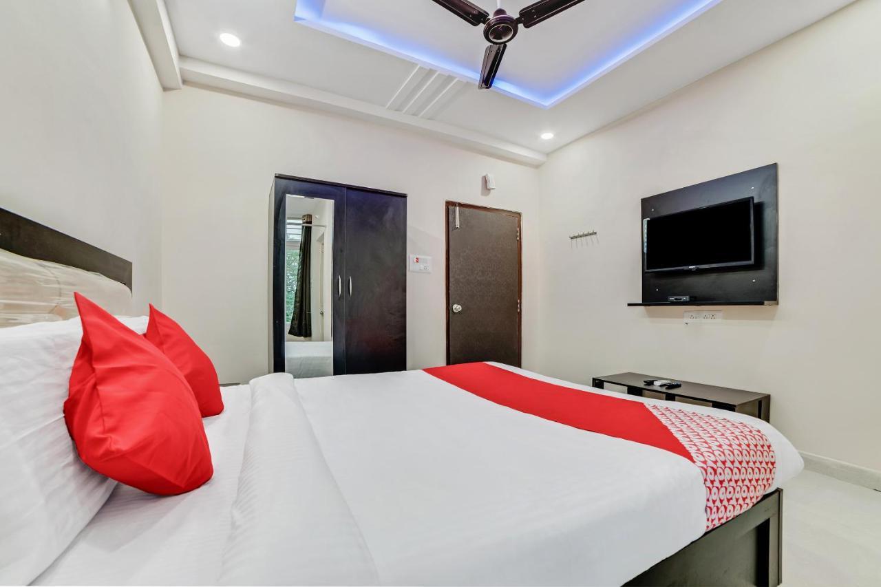 Vaccinated Staff- Oyo Flagship 60526 Five Star Grand Shamshabad Exteriér fotografie